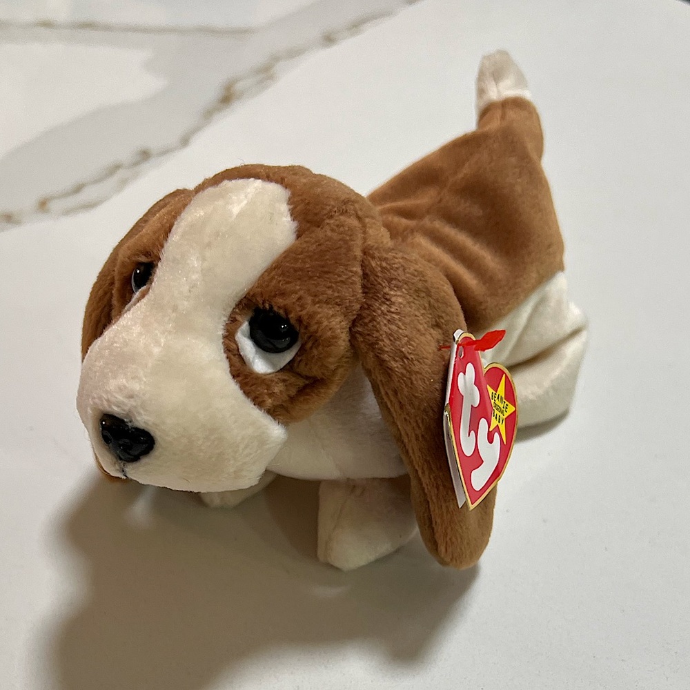 Vintage Rare Tracker The Dog Beanie Baby With Tag Errors